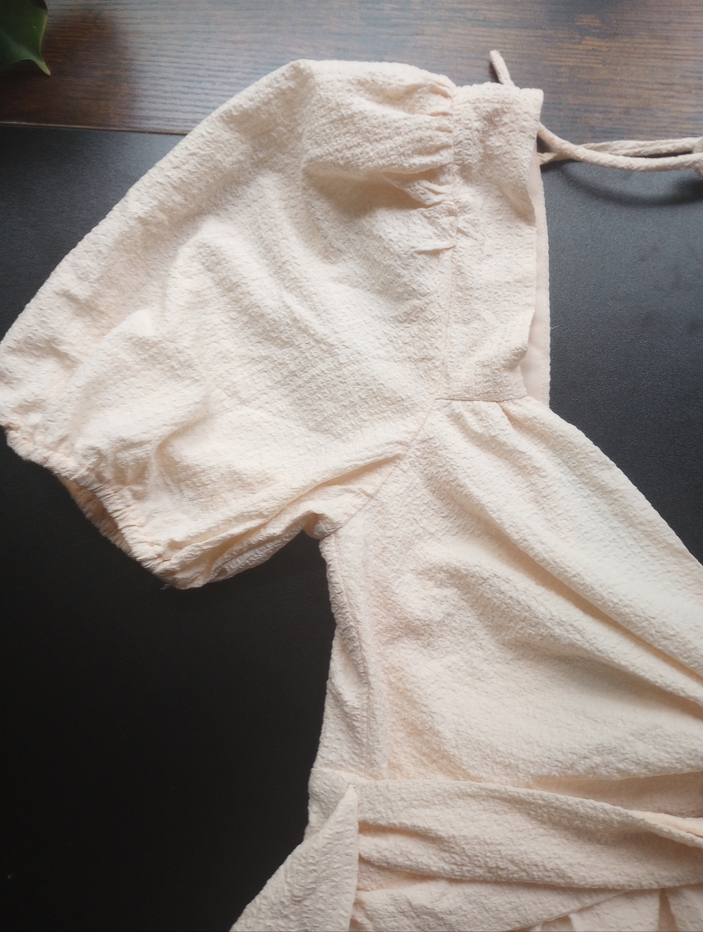 ASTR The Label Puff Sleeve Backless Blush Cream Maxi Dress Tie Back M - Picture 15 of 16